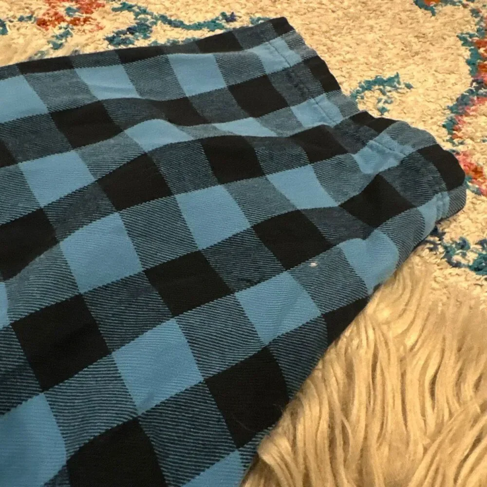 Eleven Stitch Design cotton snap down flannel size medium